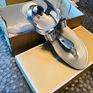 ❌Sold ❌ Michael Kors (size 9) silver jellies